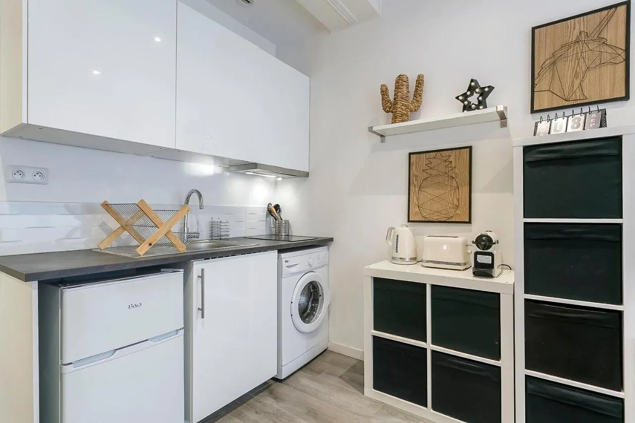 Apartment Hamac Suites - Studio Port Du Temple - 2 Pople Lyon France